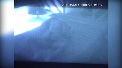 Marito filma la moglie che si scopa il vicino e scopre che è un cornuto