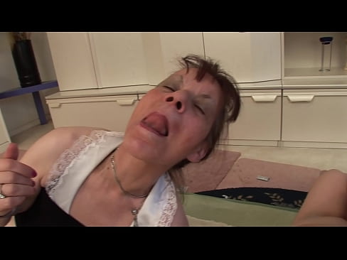 ❤️ Due nonne e un nonno fanno una cosa a tre Porno duro al it.bsglass.ru ️❤