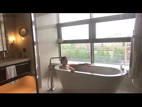 ❤️ Tremenda pupa che si masturba appassionatamente la figa in bagno Porno duro al it.bsglass.ru ️❤